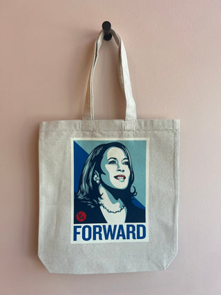 Forward Tote